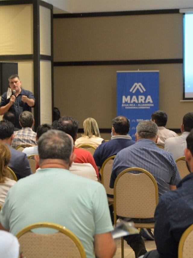 Reunión entre proveedores mineros y el equipo de MARA