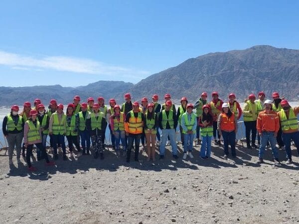 Alumnos de la Escuela Agrotécnica de Huaco visitaron MARA Alumbrera