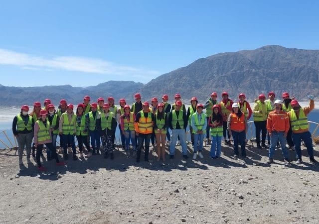 Alumnos de la Escuela Agrotécnica de Huaco visitaron MARA Alumbrera